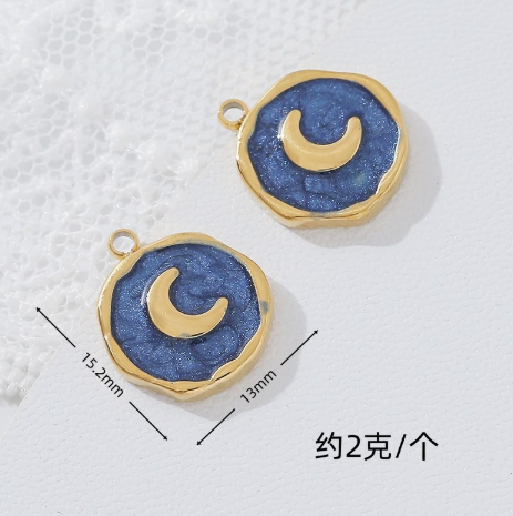 Heart Shape Pendant Made Of Titanium Steel Featuring Electroplated 18K Real Gold Plating In A Cute Style