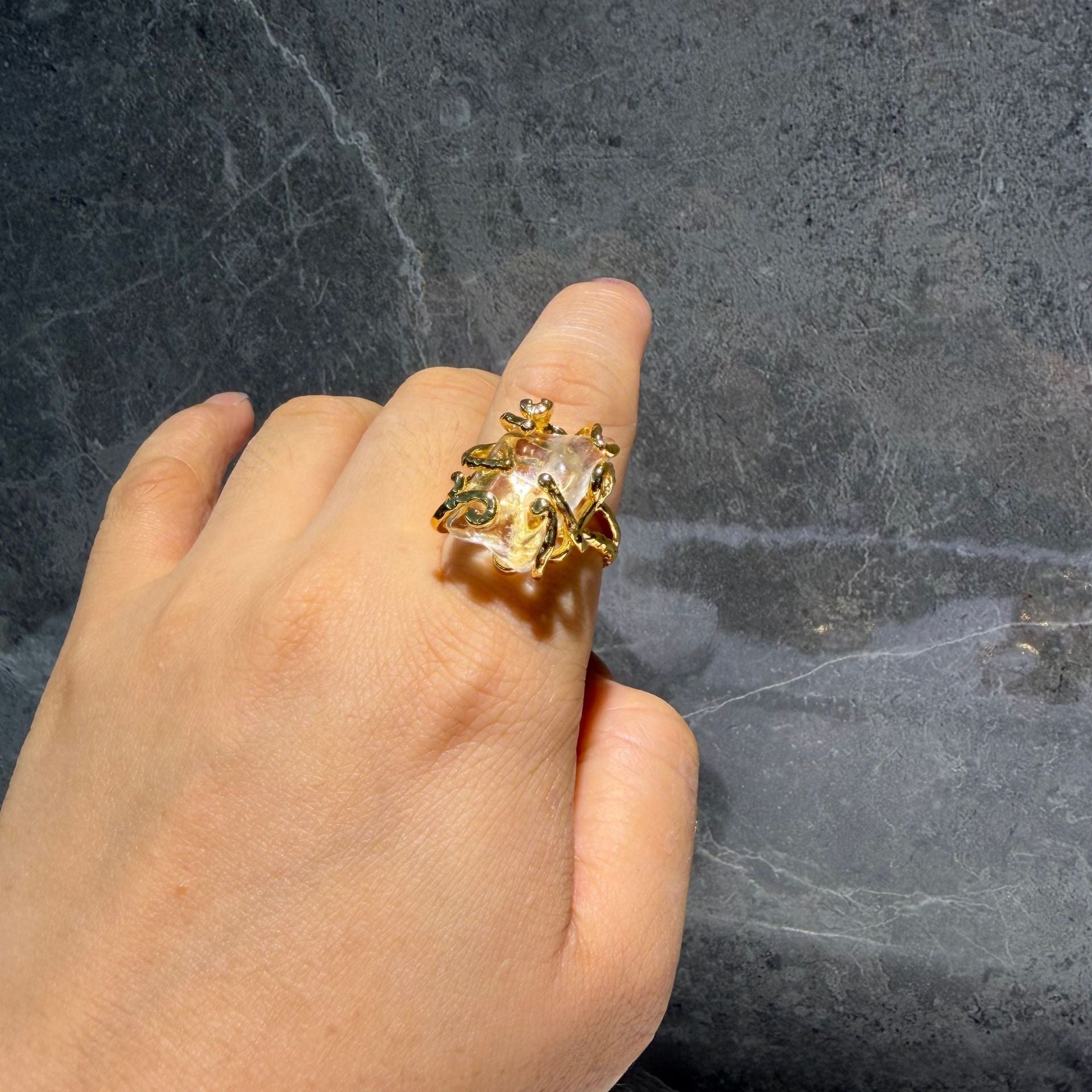 British Style Unisex Ring With White Natural Stone And Electroplated Finish Featuring Stone Texture