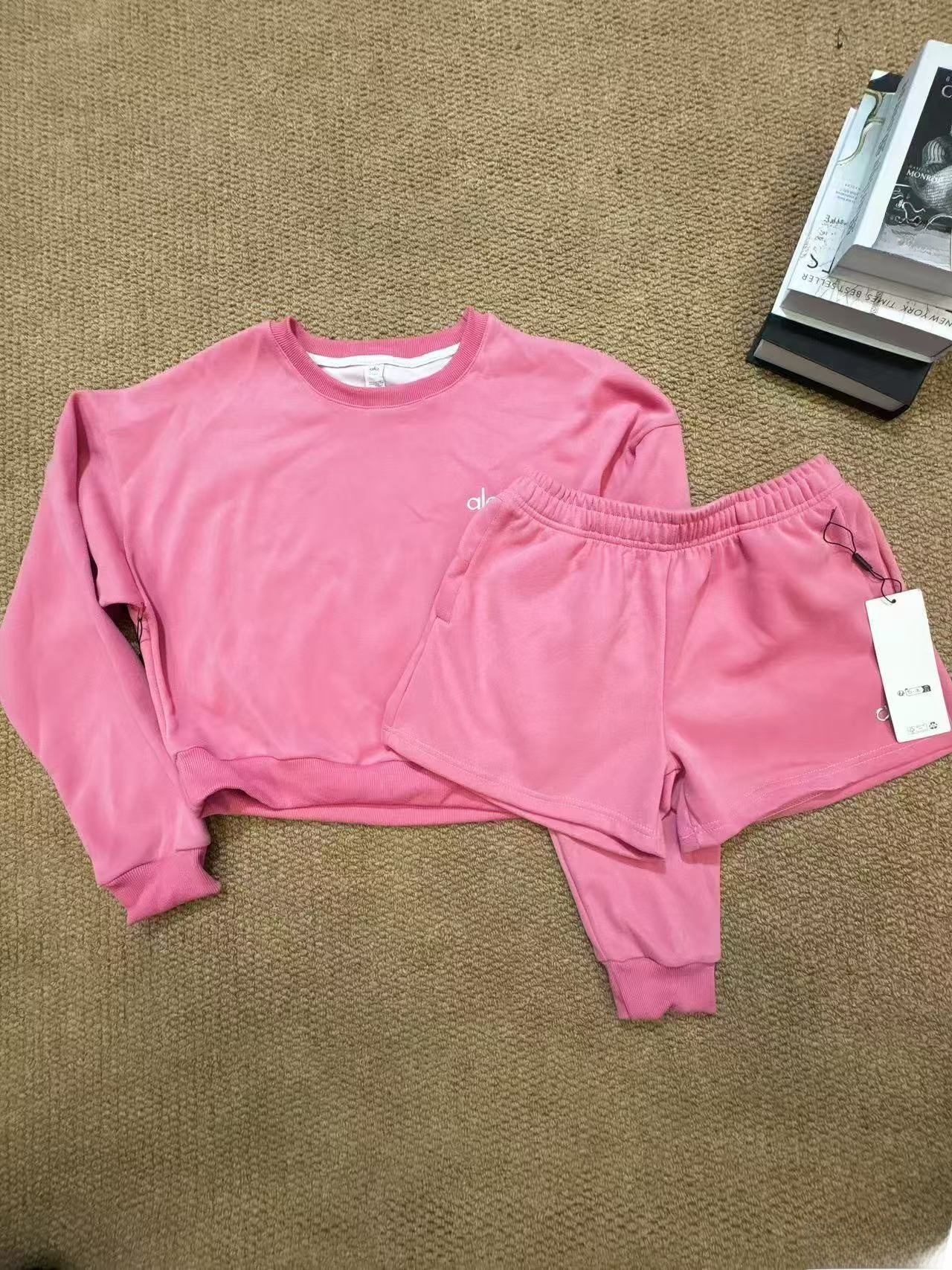 Casual Shorts Co-ord Set In Polyester Featuring 3D Print With Long Sleeve Top And Shorts, 2 Pieces Set