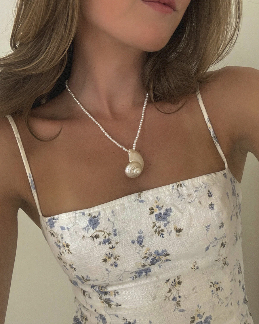 Conch Freshwater Pearl Titanium Steel Beaded Handmade Conch Pendant Necklace