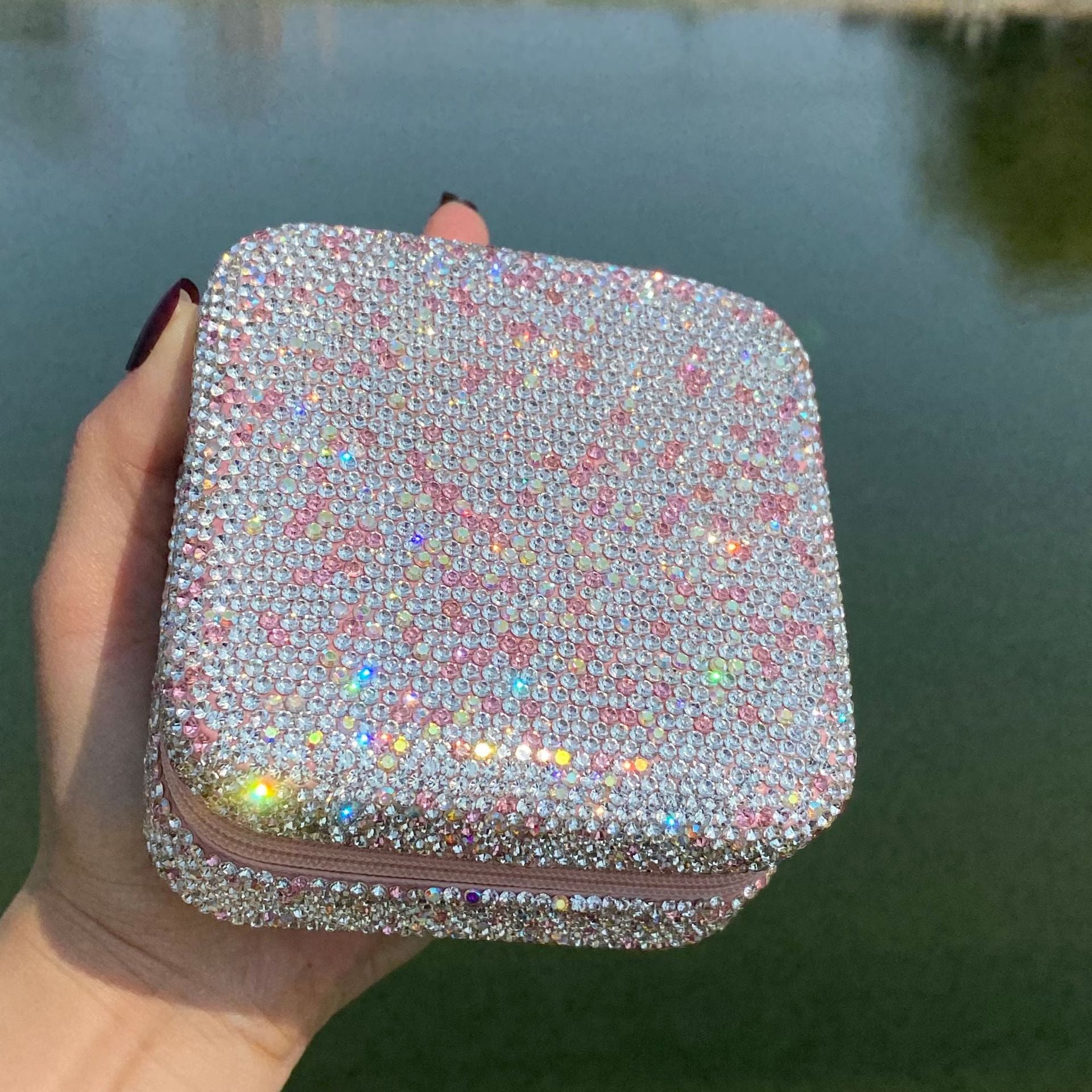 Glittery Jewelry Box Made Of Leather, Stylish And Durable Storage Solution